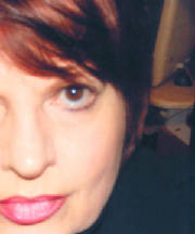 Lorraineprofile.jpg