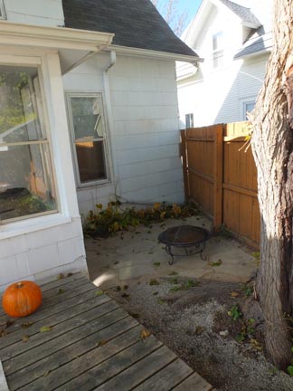 3053ottawapatio111111.jpg